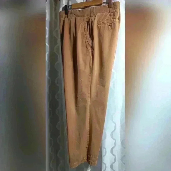 Duluth Ballroom Khakis. Men's Size  40 - Picture 4 of 6